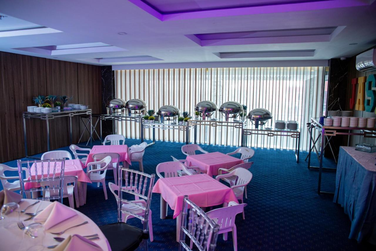 El Vistra Hotel アンヘレス エクステリア 写真