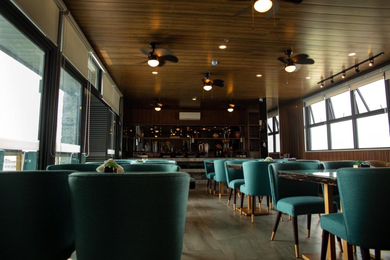 El Vistra Hotel アンヘレス エクステリア 写真