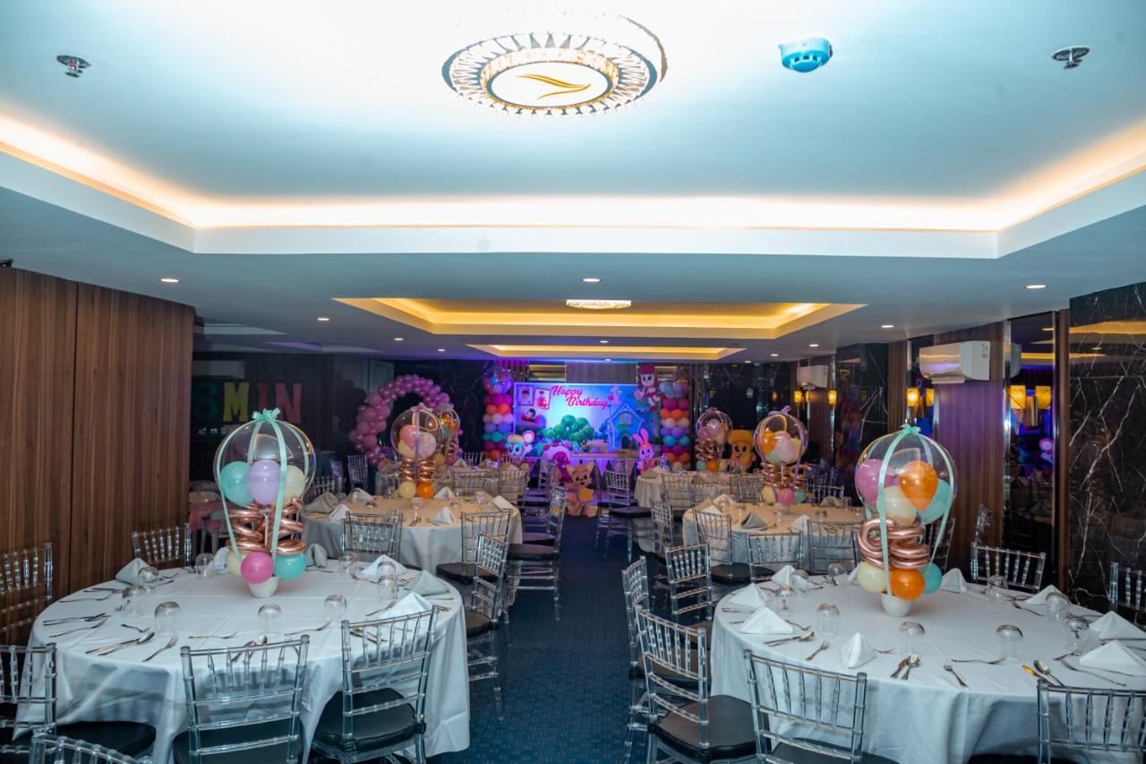 El Vistra Hotel アンヘレス エクステリア 写真